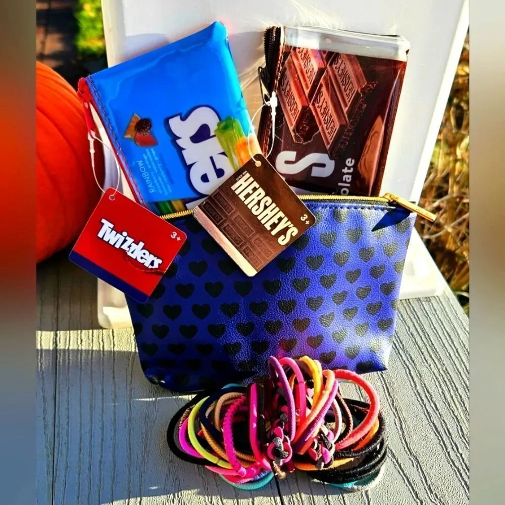Cosmetic bag & hair tie accessories TWIZZLER HERSHEY'S